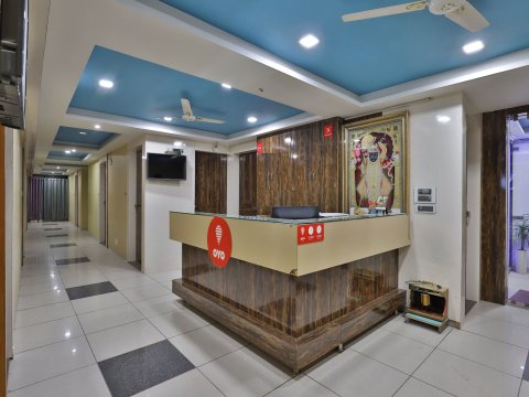 OYO 5900 酒店希尔顿旅馆(OYO 5900 Hotel Hillton Inn)