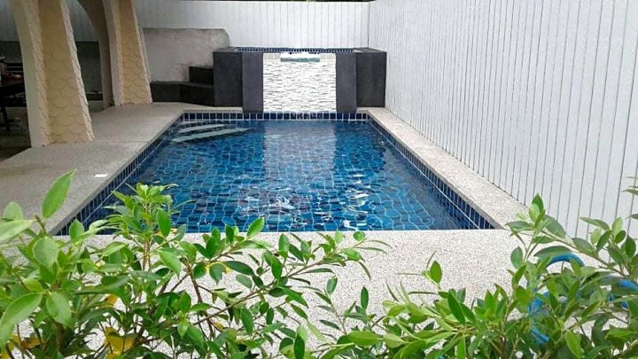 Grand Condotel Villa Rose with Private Pool
