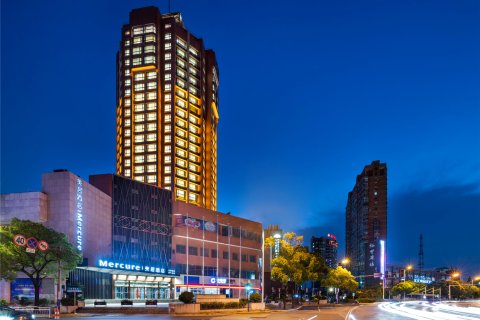 南通三德濠河风景区美居酒店