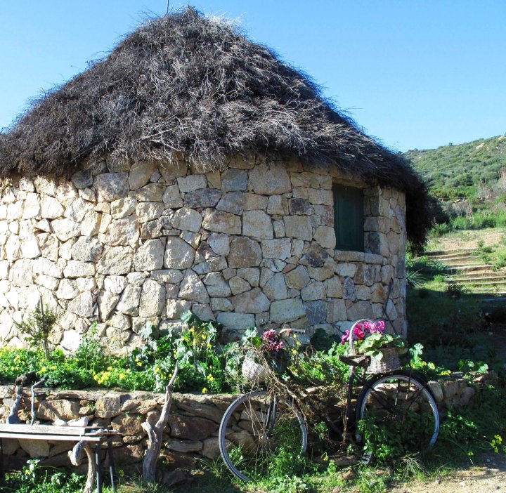 埃森萨萨丁尼亚旅馆(Essenza Sardegna)