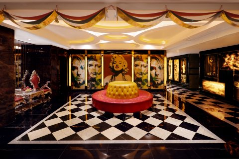 东江湖半岛假日酒店