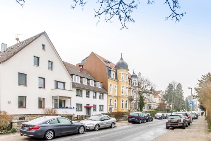 瓦尔迪豪森斯街私人公寓酒店(Private Apartment Waldhausenstraße)