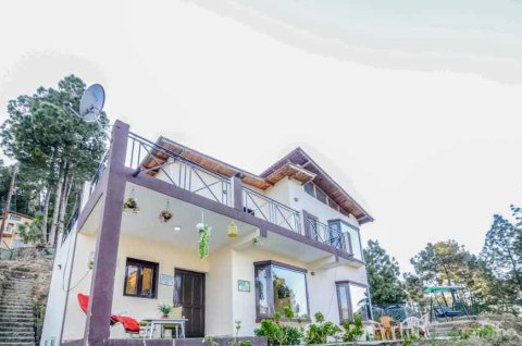 Hostie Sharanam - 2BHK Pvt Mountain Villa, Majkhali