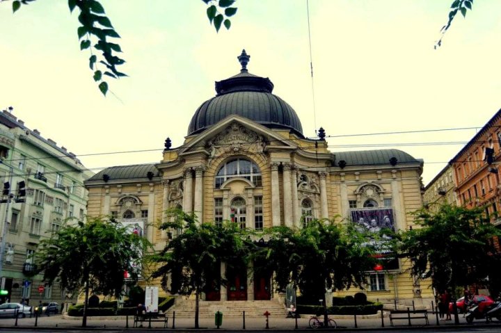 布达佩斯弗洛伊德住宅公寓(Floyd Residence Budapest)