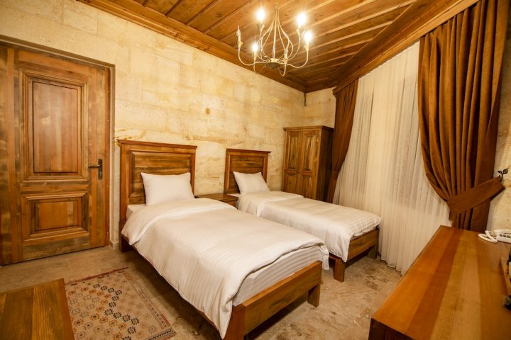 伊卡鲁斯卡帕多恰阿酒店(Ikarus Cappadocia Hotel)