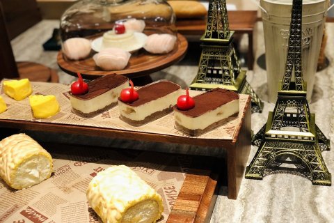 南通三德濠河风景区美居酒店