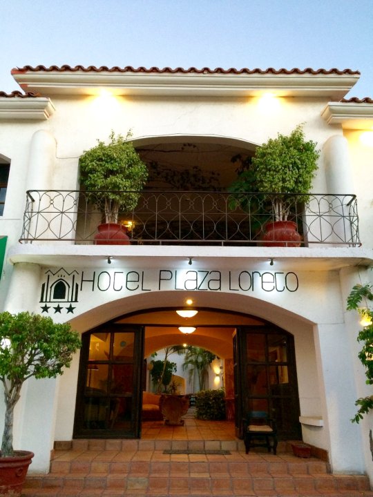 Hotel Plaza Loreto Centro Historico