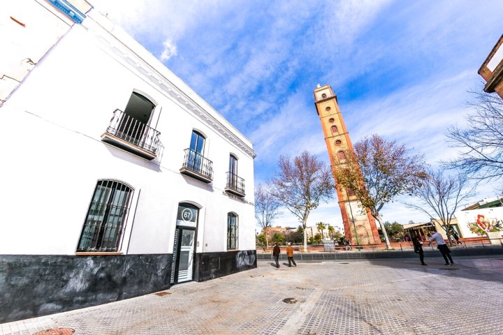 塞维利亚中心魅力公寓酒店(Charming Apartment Sevilla Centre)