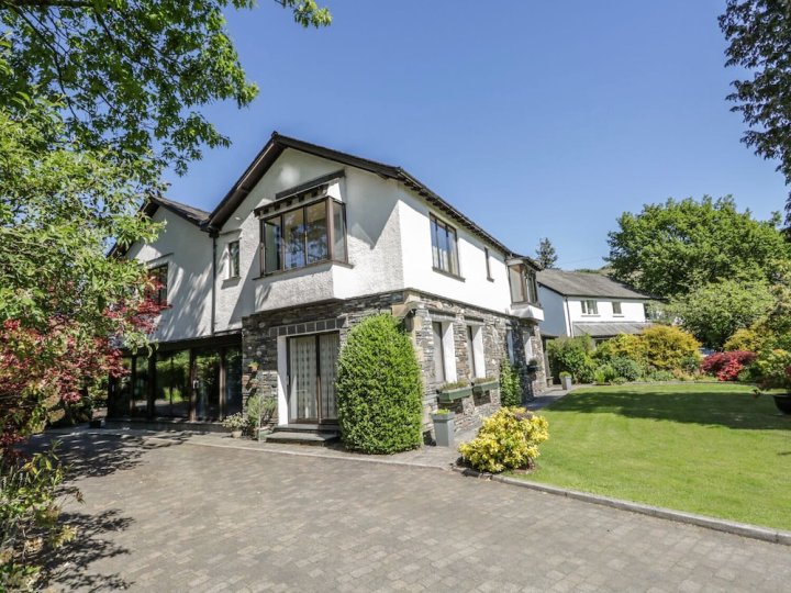 斯通盖尔斯小屋酒店(Stonegarth Cottage)