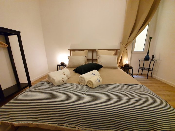 里斯本智利奥特客房斯特波音特酒店(Lisbon Chile Out Rooms by Host-Point)