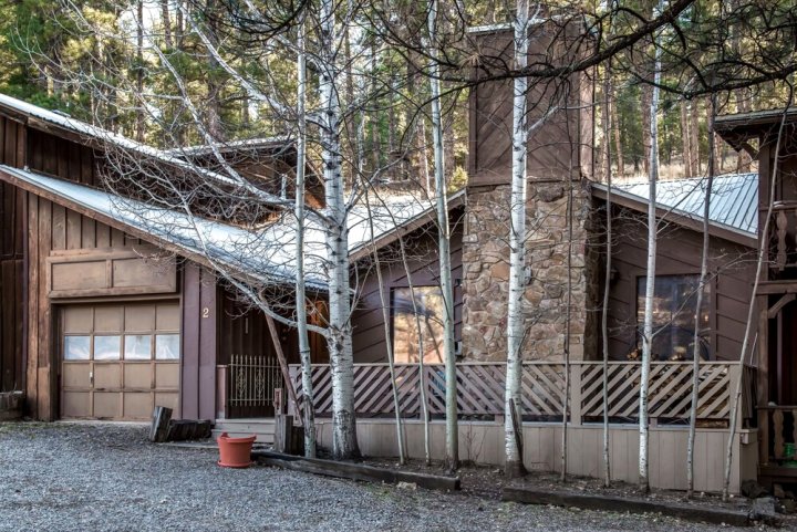 山林二号二居小屋酒店(Timbers Two - Two Bedroom Cabin)