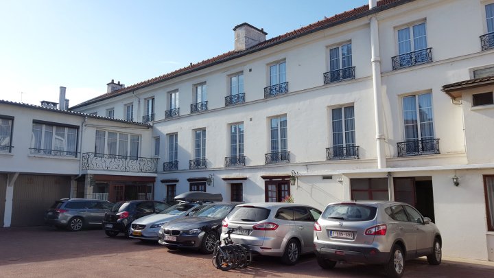 杜柴威璐芝酒店(Hôtel du Cheval Rouge)