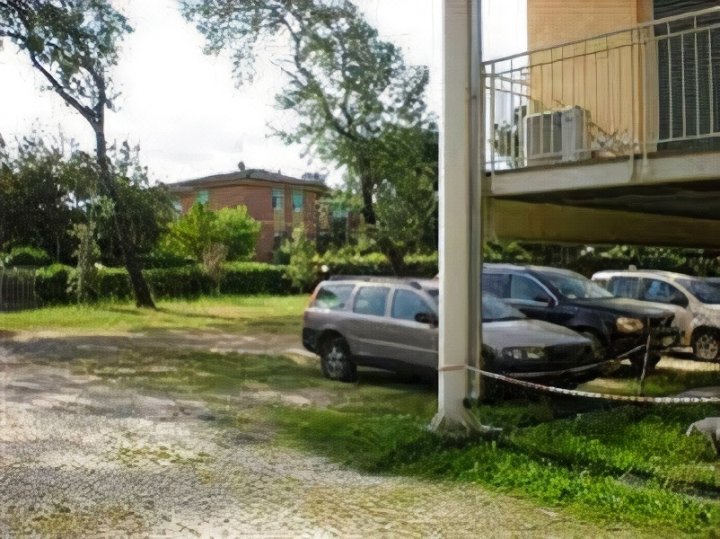佛罗里达伦尼亚酒店(Hotel Florida Tirrenia)