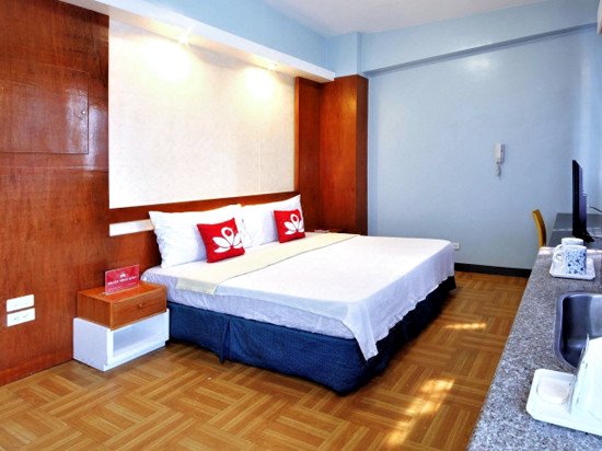 基里诺站禅室酒店(Zen Rooms Basic Quirino Station)