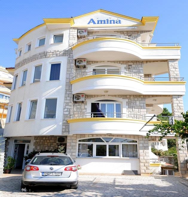 阿米娜公寓酒店(Apartments Amina)