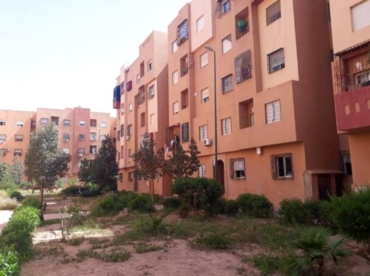 马拉卡治 2 居出租公寓 - 附设备完善花园(Apartment with 2 Bedrooms in Marrakech, with Furnished Garden Near the Beach)