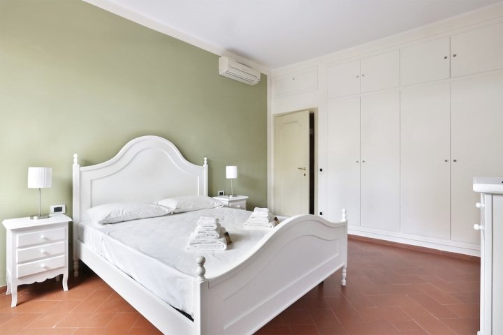 蓬特韦基奥 2 居套房酒店(Pontevecchio 2 Bedrooms Suite-Hosted by Sweetstay)