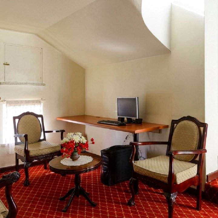 317 套房德班海滨酒店(Suite 317 in a Durban Beachfront Hotel)
