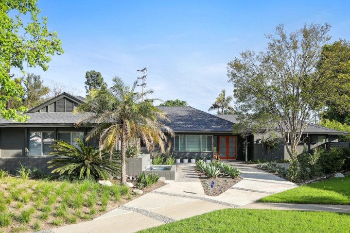 Chic Mid Century Modern in South Pasadena 2 Bedroom Home