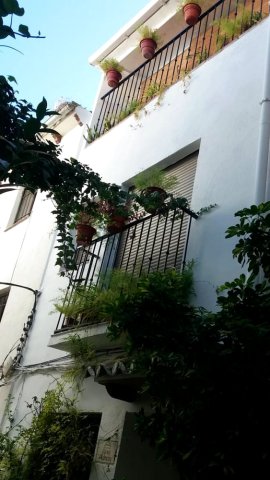 卡莎达 6 居之家酒店 - 附阳台(6 Bedrooms House with Balcony at Quesada)