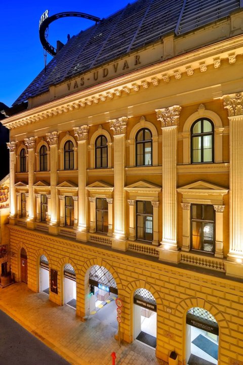 布达佩斯千禧万豪行政公寓(Millennium Court, Budapest - Marriott Executive Apartments)