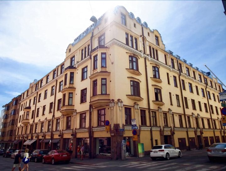 赫尔辛基乌兰林纳顶层房公寓 3 号第 2 个家酒店(2Ndhomes Helsinki Penthouse Ullanlinna Apartments 3)