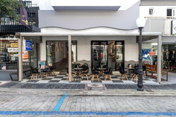 罗得岛 N E P 中心酒店(N E P Center Hotel Rodos)