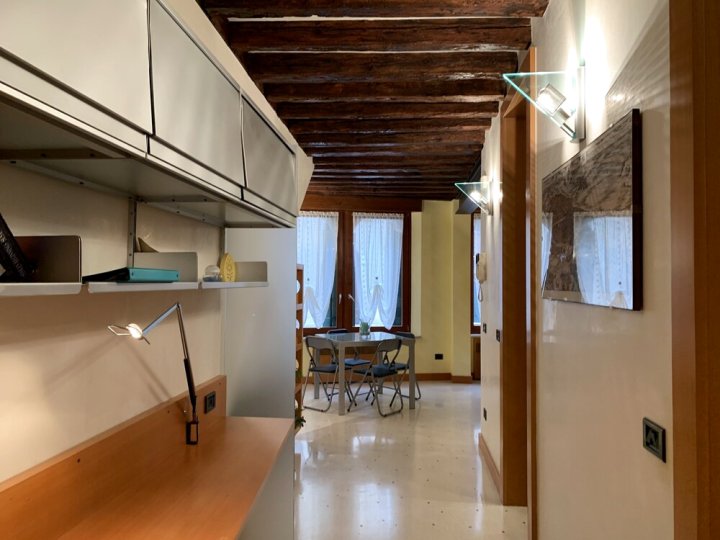 格里玛尔狄公寓酒店 - 里斯塔斯帕格纳(Grimaldi Apartments - Lista di Spagna)