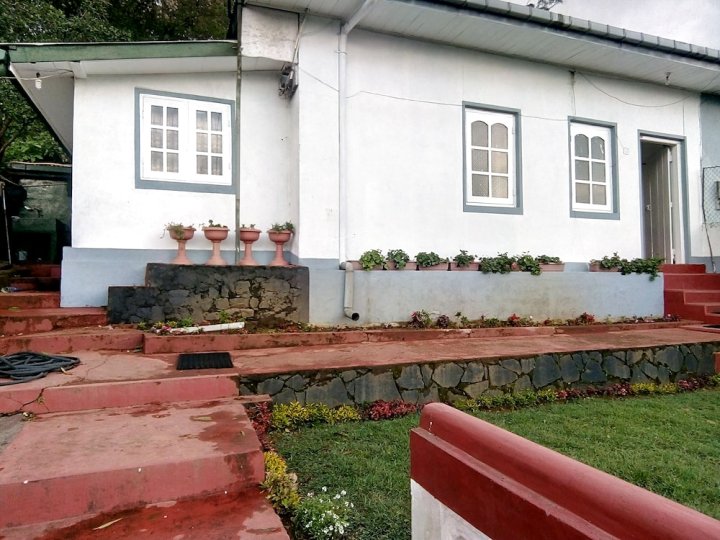 努沃勒埃利耶白色小屋别墅(White Cottage Nuwara Eliya)