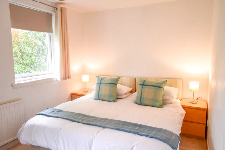 斯托克布里奇爱丁堡明亮公寓酒店(Bright Apartment in Stockbridge, Edinburgh)