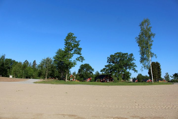 卡拉纳斯度假村(Semesterbyn Kåranäs)