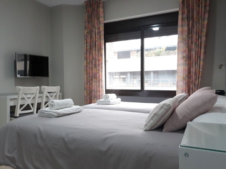 特里亚那 202 可爱公寓酒店(Bonito Apartamento en Triana 202)