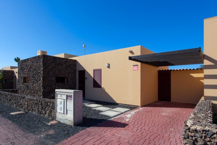 Anahi Home Corralejo - Villa Cardon 12