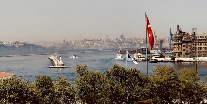 伊斯坦布尔普鲁斯海峡景观 - 卡德柯伊公寓酒店(Flat Bosphorus View Kadıkoy Istanbul)