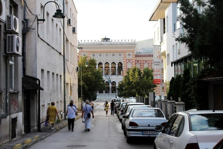 萨拉热沃市政厅公寓酒店(Apartments Sarajevo City Hall)
