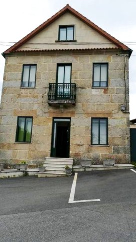 旁特维得拉 3 居私人度假屋 - 附专属花园 - 近海滩(House with 3 Bedrooms in Pontevedra, with Enclosed Garden Near the Beach)