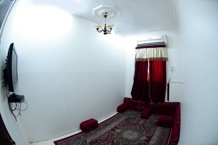 达曼 2 号阿尔伊艾里服务式公寓酒店(Al Eairy Furnished Apartments Dammam 2)