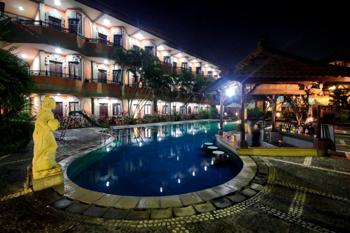 阿迪达玛酒店 库塔(Adi Dharma Hotel Kuta)
