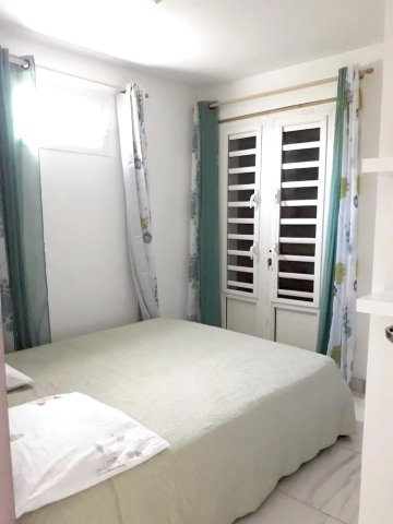 拉门汀 2 居出租公寓 - 附设备完善花园及无线上网 - 近海滩(Apartment with 2 Bedrooms in Le Lamentin, with Furnished Garden and Wifi Near the Beach)