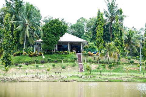 坎邦邦苏农场酒店(Kampung Bongsu Farmstay)