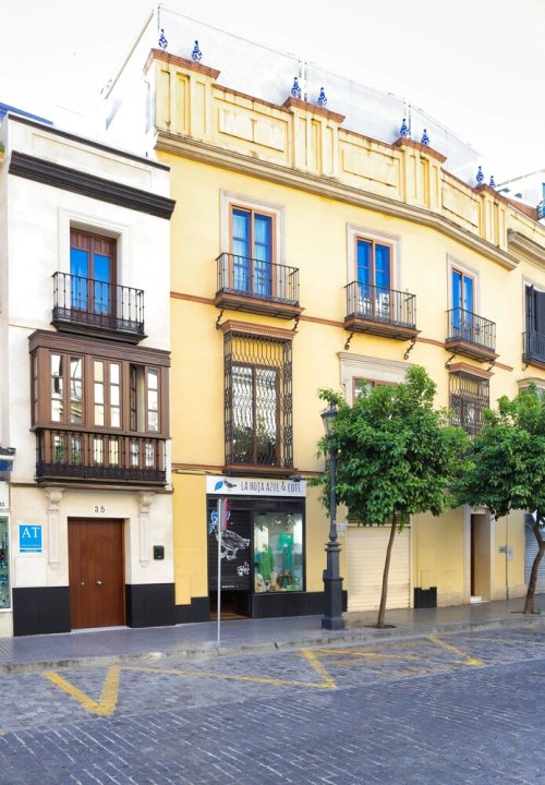 塞维亚历史中心比哈普公寓酒店(Apartamentos Behap Sevilla Centro Histórico)