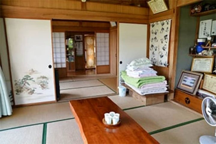 高江洲圣屋酒店(Takaesu San's Home)