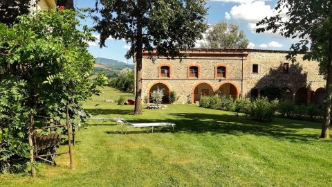 罗斯阿格里科拉民宿(Agriturismo Casa Agricola Rossi Appartamenti in Casentino)