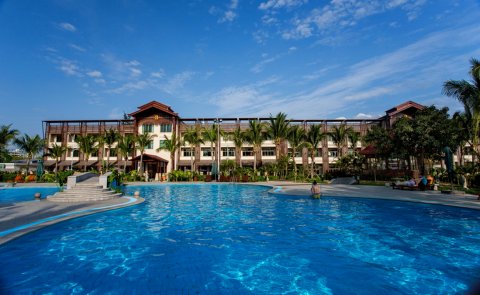 三亚龙兴莱曼海景度假酒店