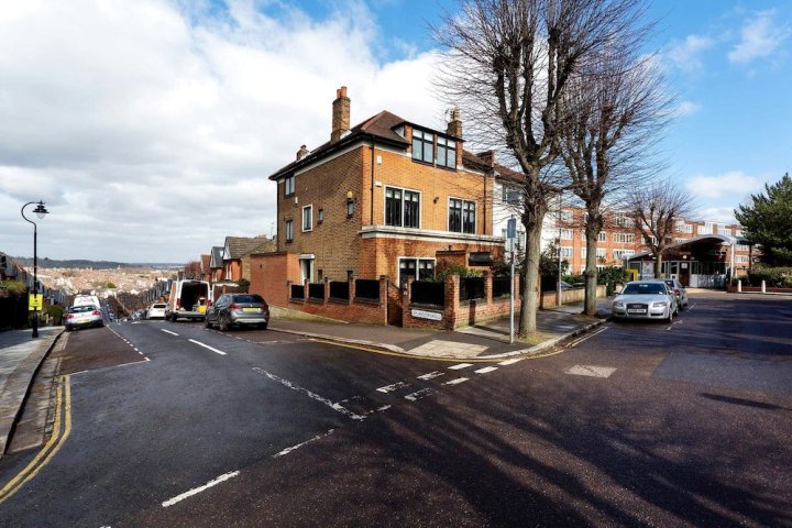 克劳奇区家庭度假屋(Crouch End Family Home)