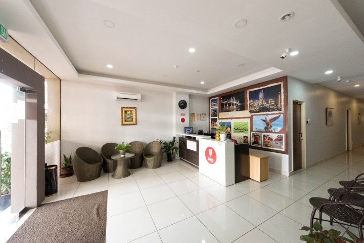 吉隆坡大格拉纳再也OYO客房酒店(OYO Rooms Giant Kelana Jaya Kuala Lumpur)
