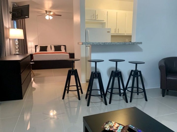 迈阿密机场公寓酒店(Miami Airport Apartment Inn)