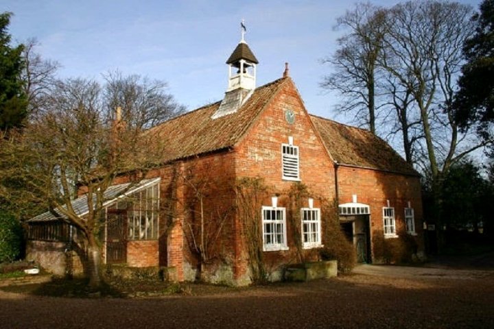 布拉肯伯洛夫大厅马车房酒店(Brackenborough Hall Coach House - Saddle Room)