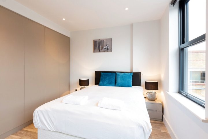 Luxury 2 Bed in Fulham Next to Fulham Broadway A2