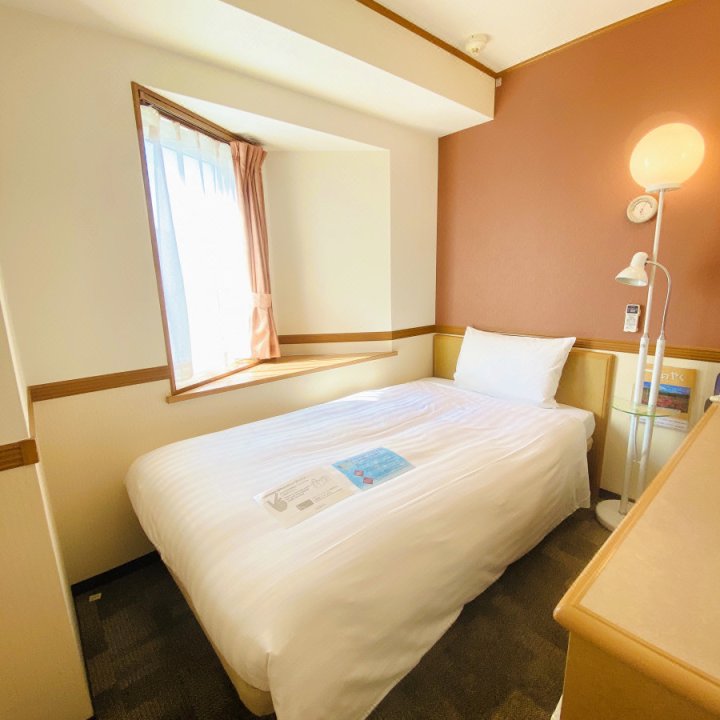 东京溜池山王站官邸南东横 INN(Toyoko Inn Tokyo Tameike-Sanno-Eki Kantei Minami)